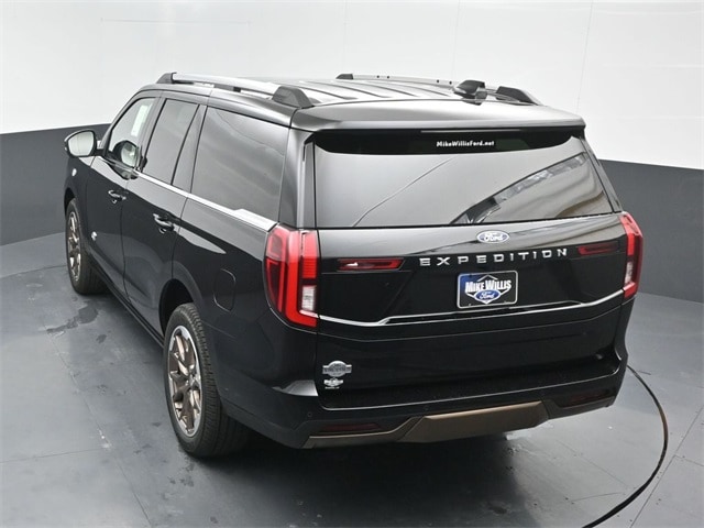 new 2025 Ford Expedition car, priced at $86,795