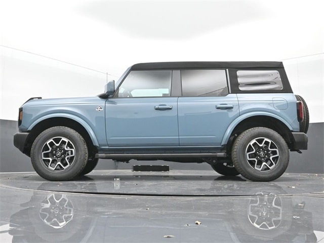 used 2023 Ford Bronco car, priced at $43,254