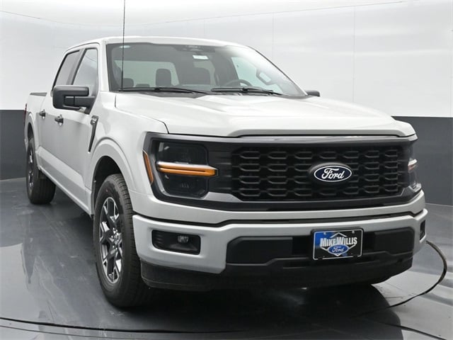 new 2024 Ford F-150 car, priced at $43,014