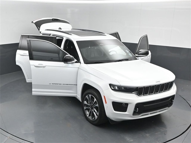 used 2024 Jeep Grand Cherokee L car, priced at $50,988