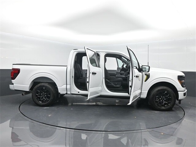 new 2025 Ford F-150 car, priced at $42,245