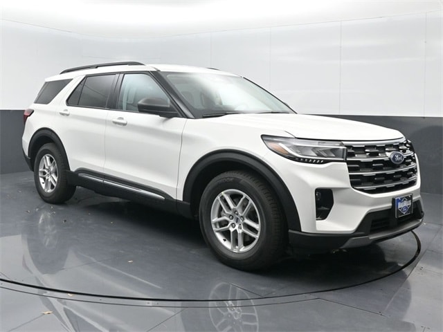 new 2025 Ford Explorer car, priced at $42,105