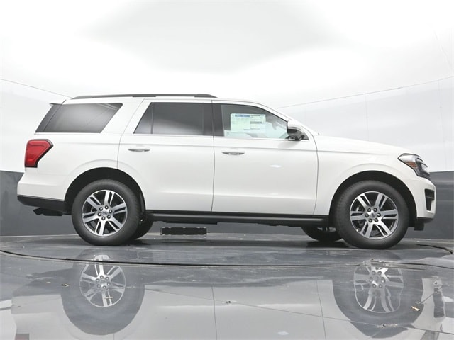 new 2024 Ford Expedition car, priced at $58,620