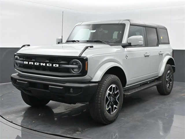 new 2024 Ford Bronco car, priced at $51,255