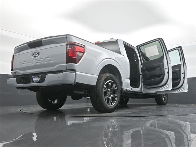 new 2025 Ford F-150 car, priced at $47,780