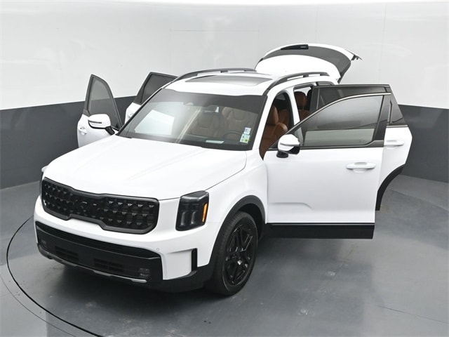 used 2025 Kia Telluride car, priced at $45,668