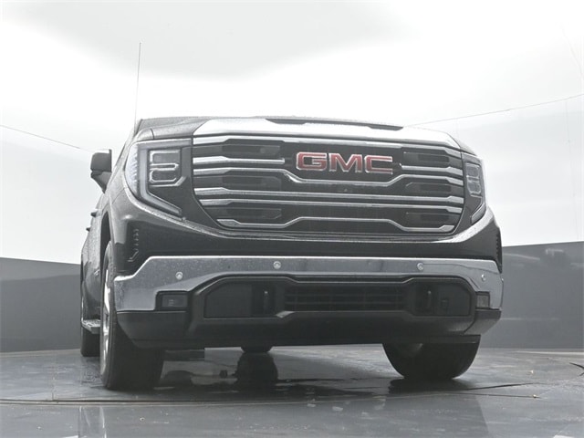 used 2022 GMC Sierra 1500 car, priced at $42,929