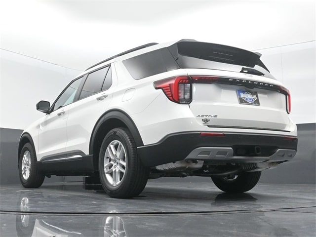 new 2025 Ford Explorer car, priced at $42,605