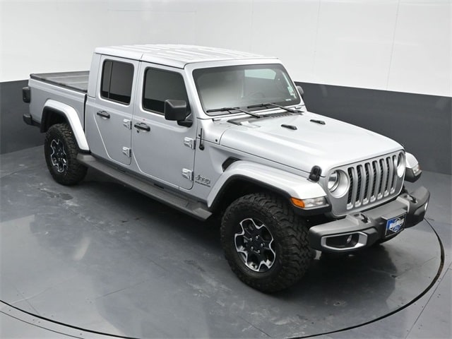 used 2023 Jeep Gladiator car, priced at $35,958