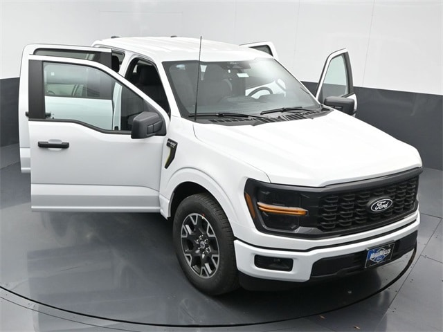 new 2024 Ford F-150 car, priced at $44,897