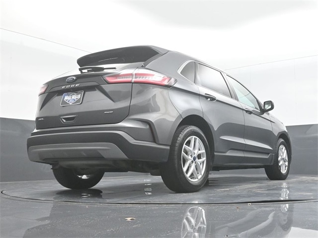 used 2022 Ford Edge car