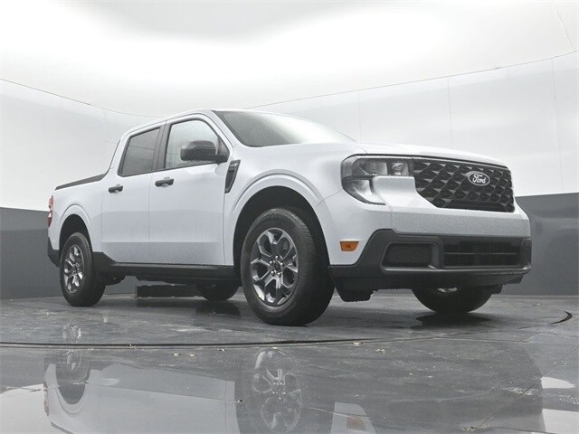 new 2025 Ford Maverick car, priced at $33,135