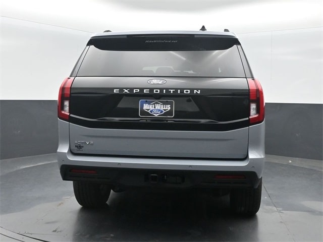 new 2025 Ford Expedition car, priced at $69,205