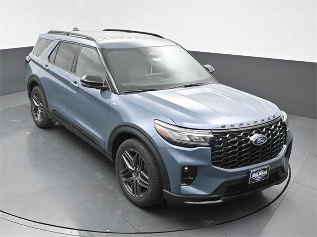 new 2025 Ford Explorer car, priced at $45,075