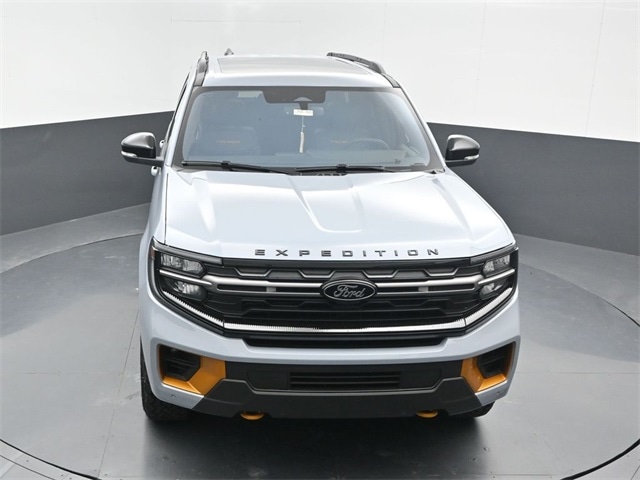 new 2025 Ford Expedition car, priced at $84,540