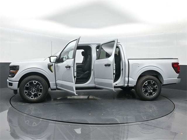 new 2025 Ford F-150 car, priced at $47,780