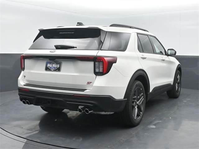 new 2025 Ford Explorer car, priced at $58,155