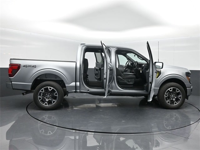 new 2024 Ford F-150 car, priced at $48,824