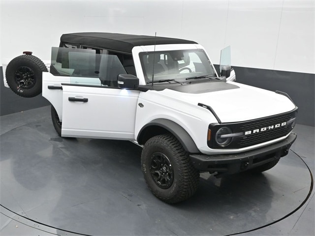 new 2024 Ford Bronco car, priced at $59,491