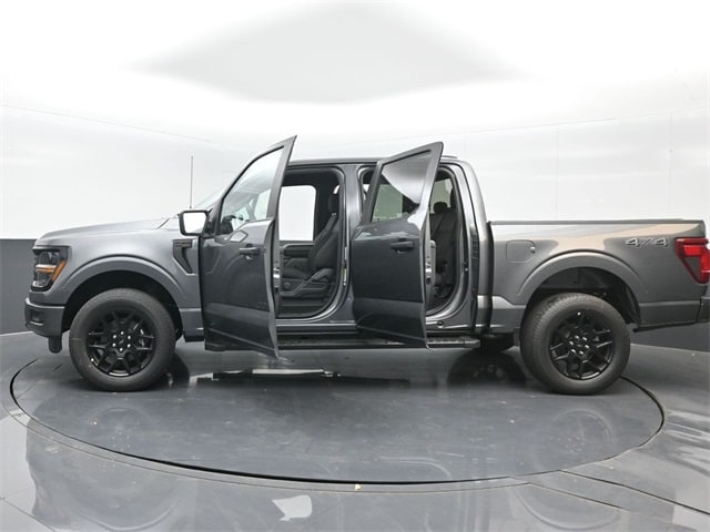 new 2024 Ford F-150 car, priced at $49,552