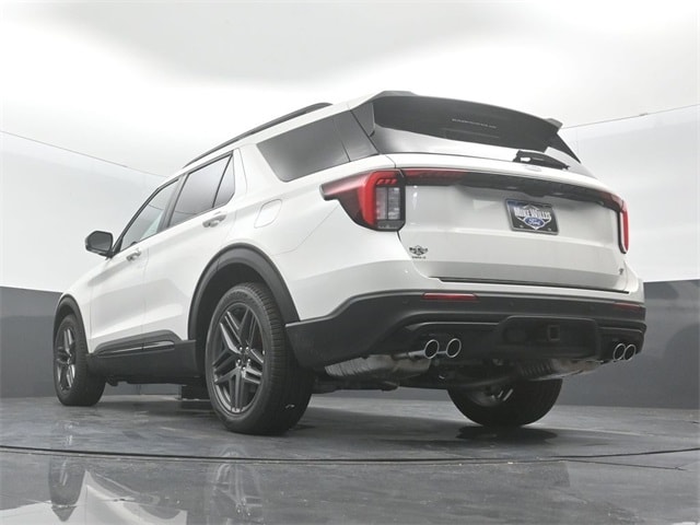 new 2025 Ford Explorer car, priced at $58,155