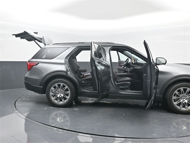 new 2026 Ford Explorer car, priced at $54,810