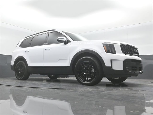 used 2025 Kia Telluride car, priced at $45,668