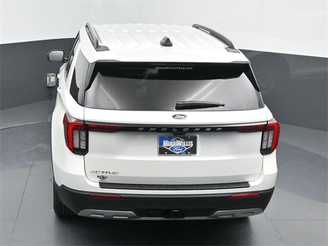 new 2025 Ford Explorer car, priced at $42,605