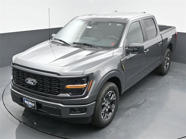 new 2025 Ford F-150 car, priced at $43,083