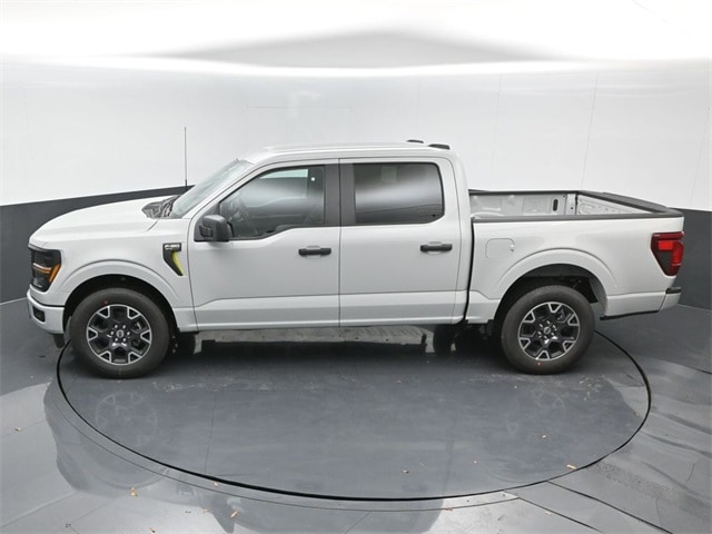 new 2024 Ford F-150 car, priced at $47,045