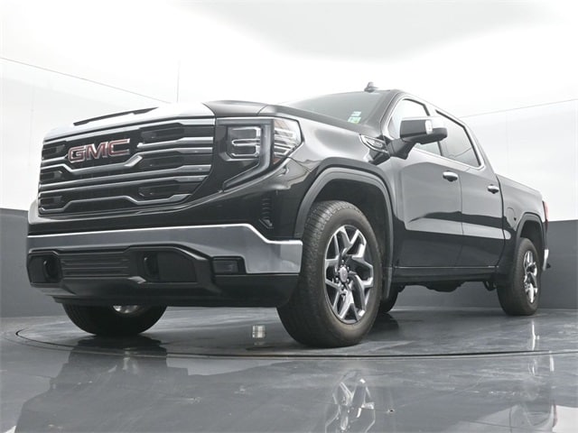 used 2022 GMC Sierra 1500 car, priced at $40,626