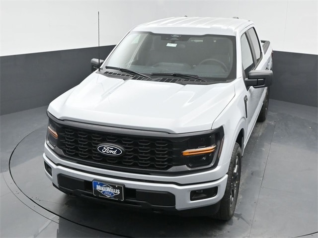 new 2025 Ford F-150 car, priced at $52,130