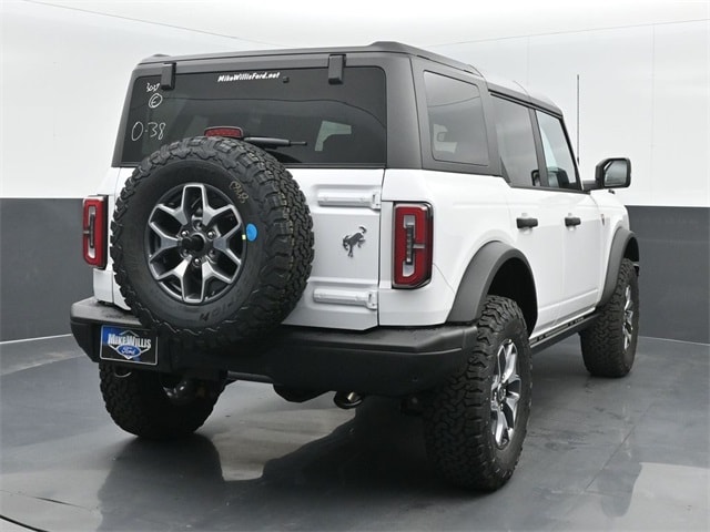 new 2024 Ford Bronco car, priced at $59,185