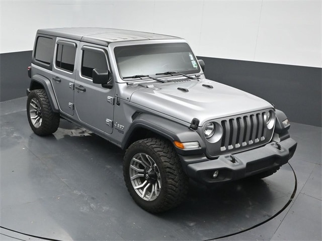 used 2020 Jeep Wrangler car, priced at $25,112