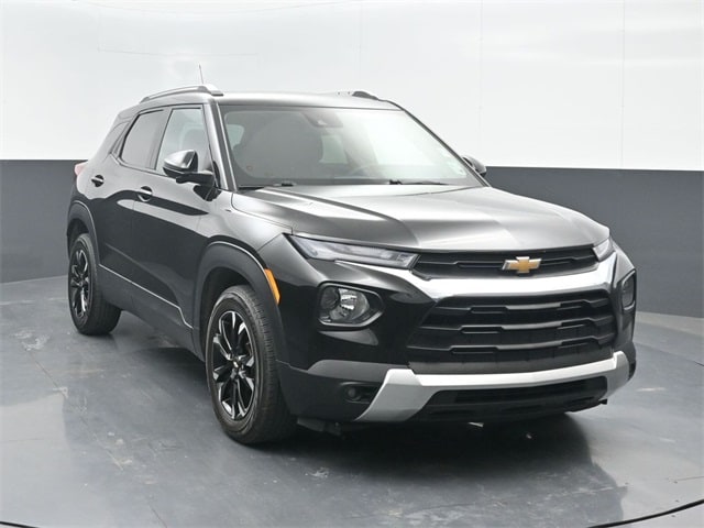 used 2023 Chevrolet TrailBlazer car, priced at $18,662