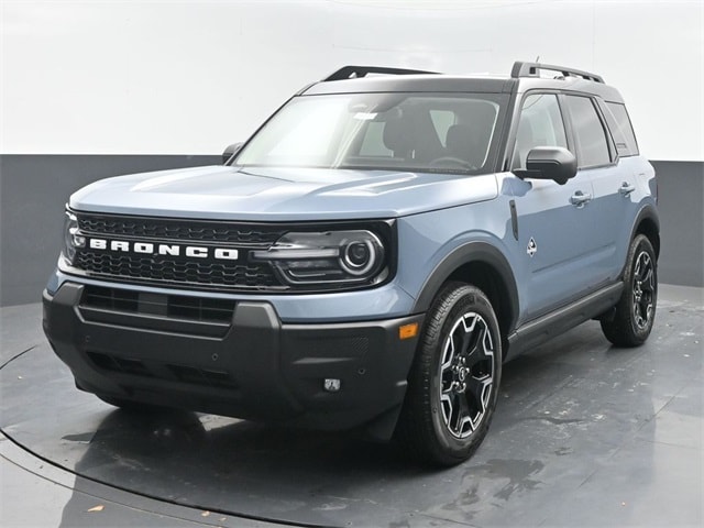 new 2025 Ford Bronco Sport car, priced at $36,912