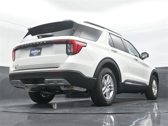 new 2025 Ford Explorer car, priced at $42,605