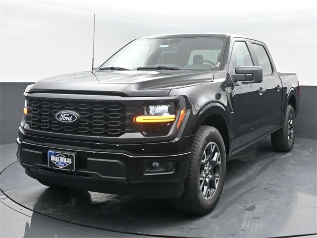 new 2025 Ford F-150 car, priced at $44,333