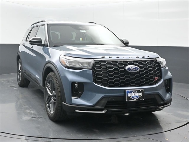 new 2025 Ford Explorer car, priced at $54,860