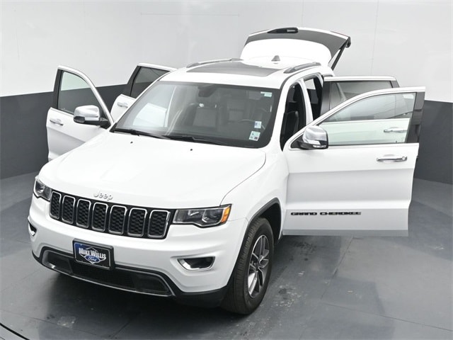 used 2020 Jeep Grand Cherokee car, priced at $21,813