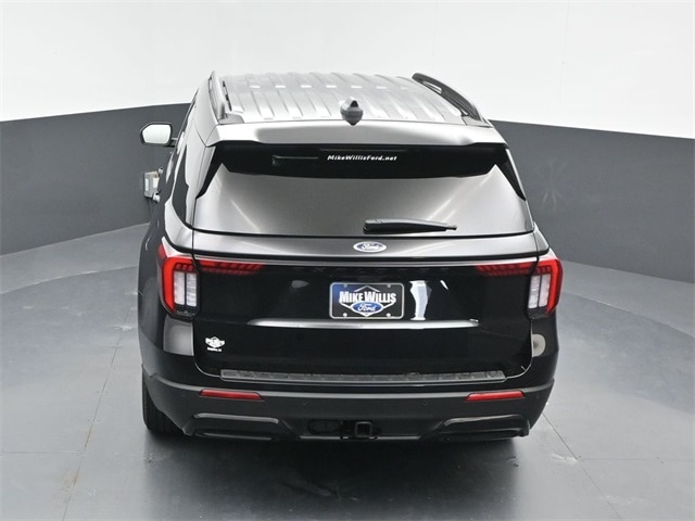 new 2025 Ford Explorer car, priced at $43,615