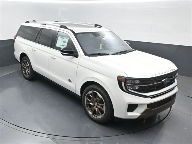 new 2025 Ford Expedition car, priced at $89,845
