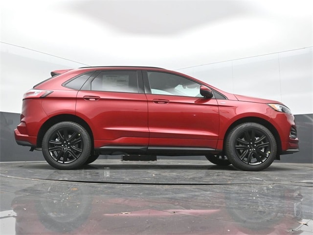 new 2024 Ford Edge car, priced at $40,357