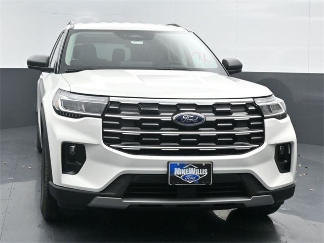 new 2025 Ford Explorer car, priced at $42,105