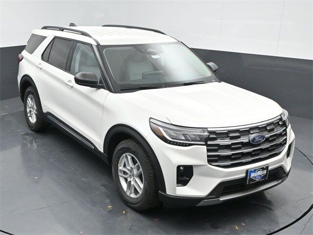 new 2025 Ford Explorer car, priced at $43,605