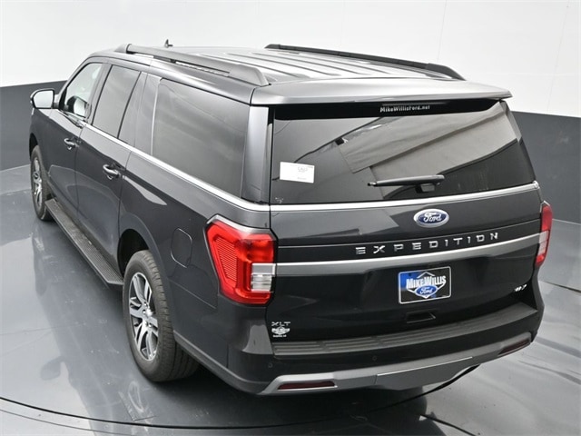 new 2024 Ford Expedition car, priced at $62,000