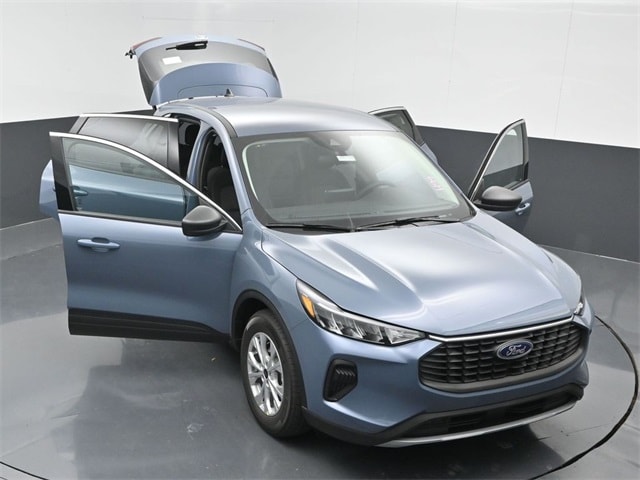 new 2024 Ford Escape car, priced at $25,740