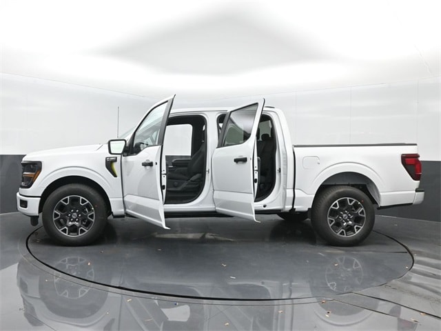 new 2024 Ford F-150 car, priced at $48,522