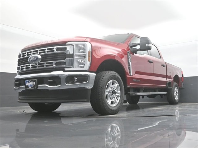 new 2025 Ford Super Duty car, priced at $72,435