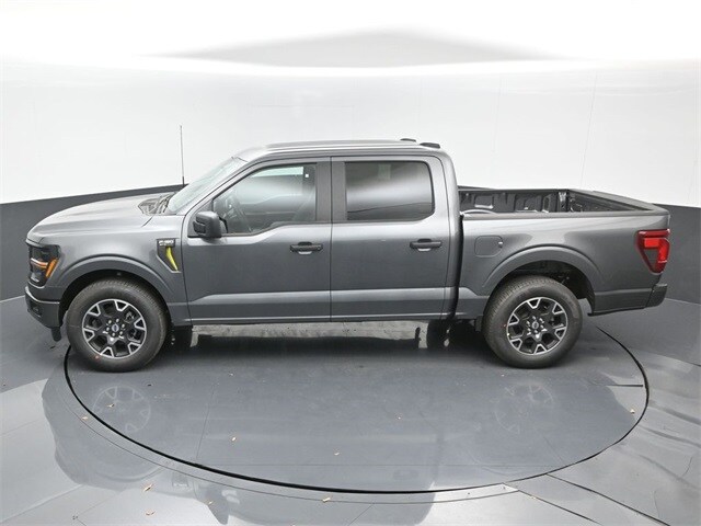 new 2024 Ford F-150 car, priced at $47,045